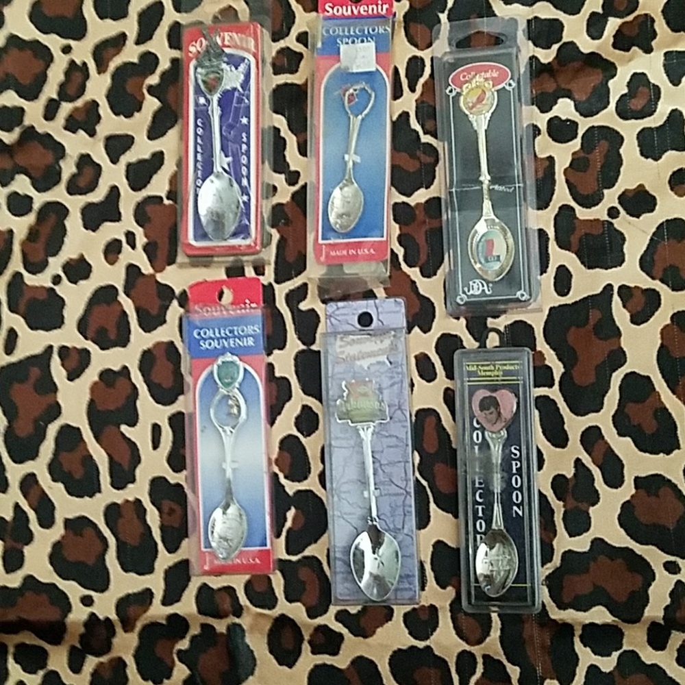 Lot of collectors souvenir spoons